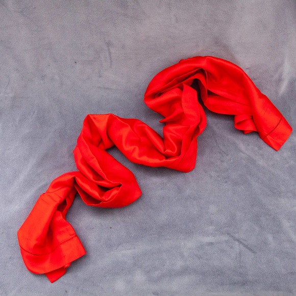 Red Kenzo rectangle scarf - Picture 4 of 4